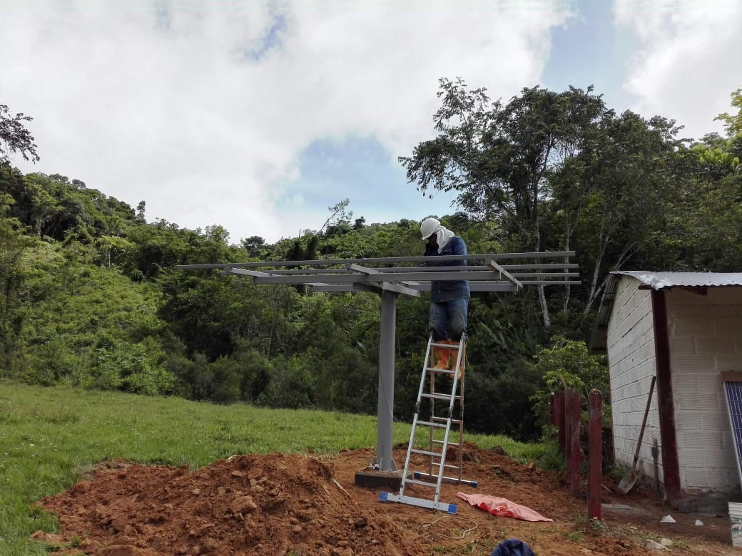 Energía Solar En La Escuela Los Totumos 06.jpg