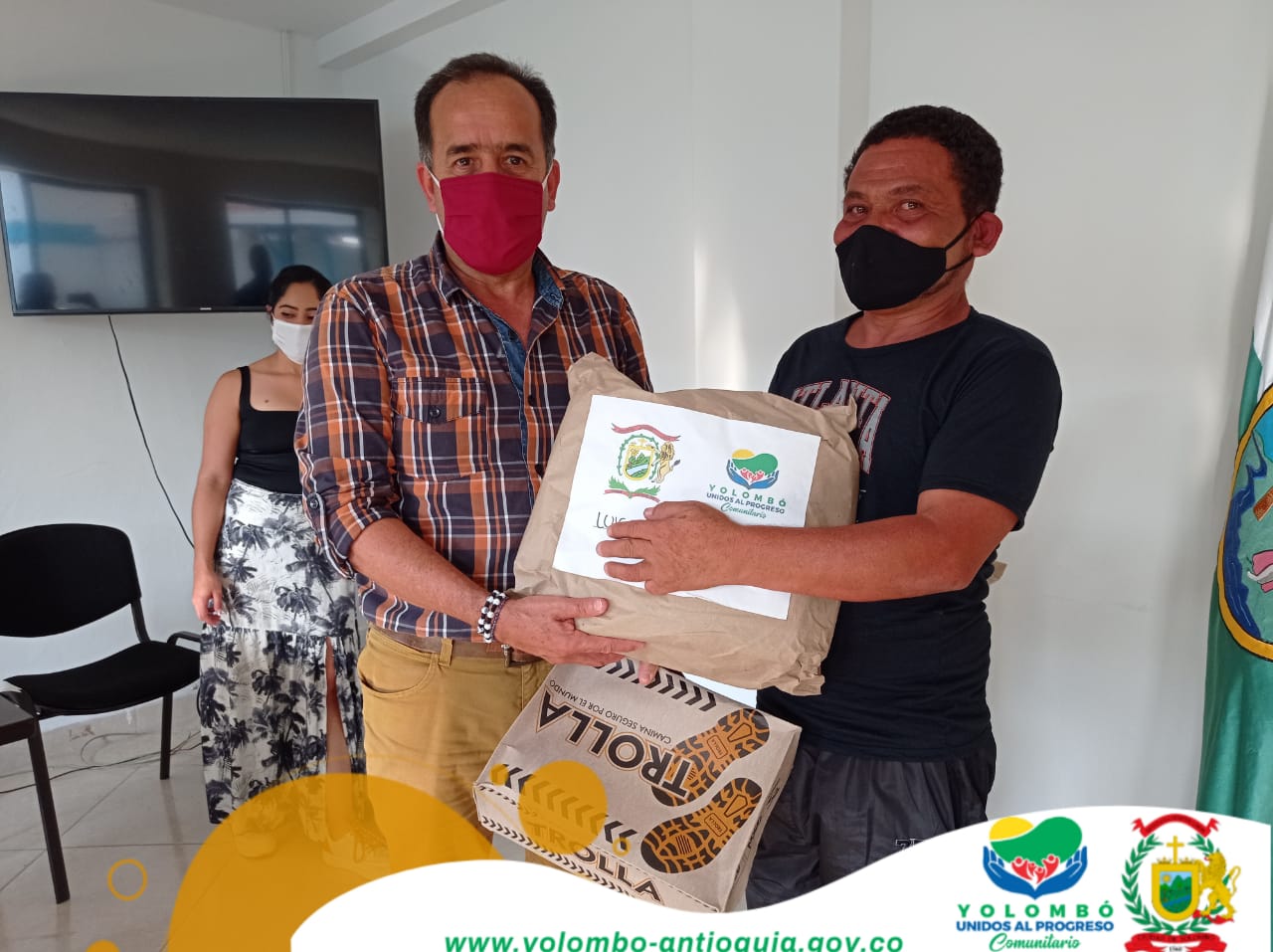 Entrega De Dotación Para Los Recicladores De Yolombó O3.jpeg