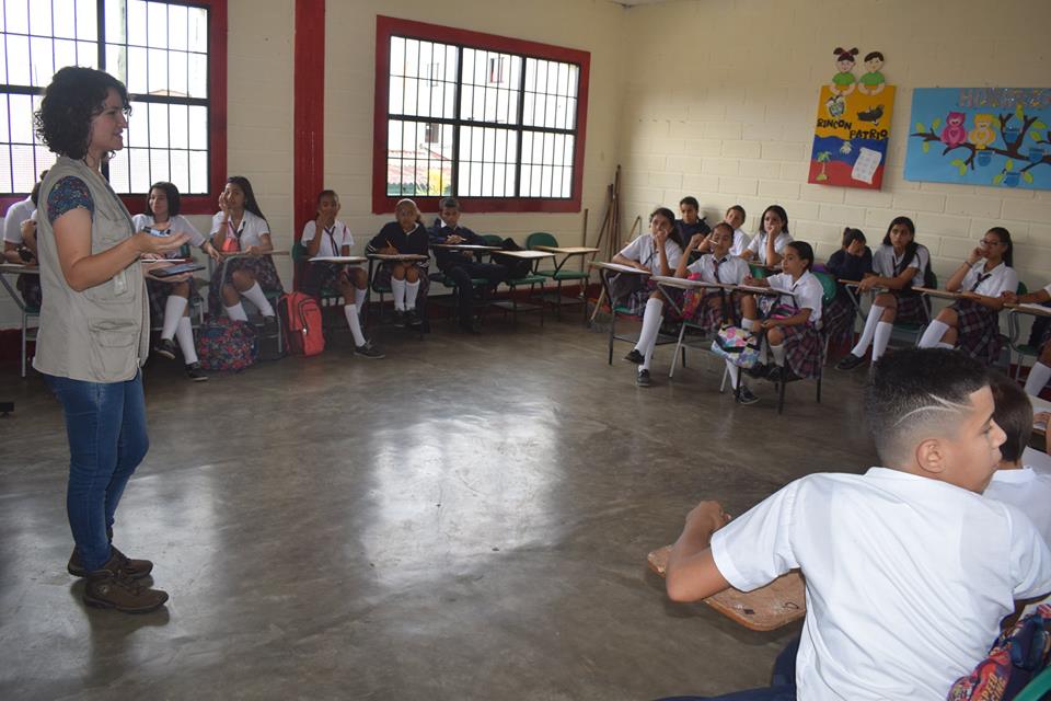 Manos Que Transforman Tu Institución En El Corregimiento De La Floresta 04.jpg