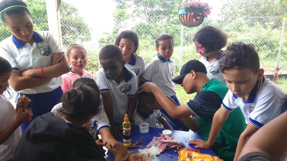 Manos Que Transforman Tu Institución En La Vereda Las Frías 03.jpg